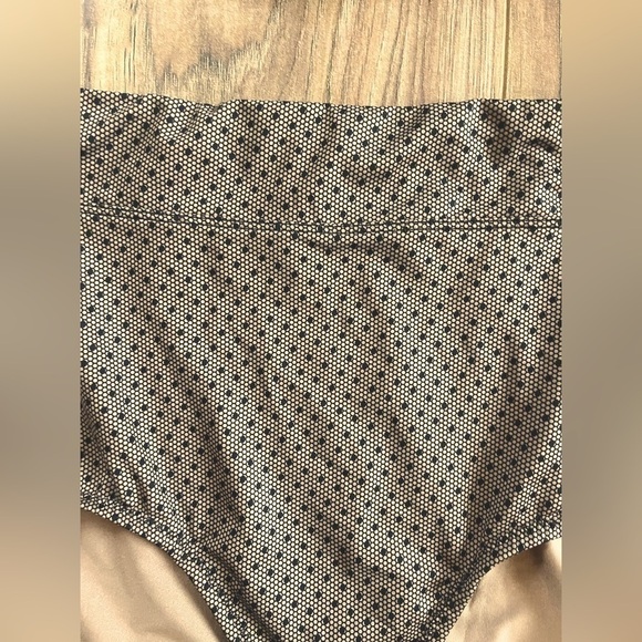 Warner's Women's Blissful Benefits No Muffin Top 4 Pack Brief Panty Sz S -5 - Picture 2 of 7